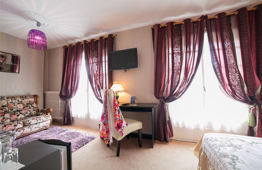 Chambre suite avec terrasse - Hôtel Le Trianon à Etel en Bretagne Sud